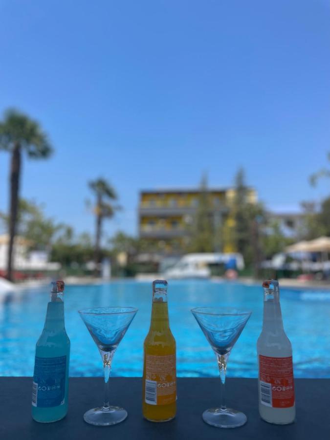 Velipojë Hotel Qetesia-Te Indriti מראה חיצוני תמונה